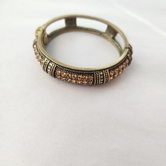 Heidi Daus Bangle Bracelet Hinge Old Gold Bronze White Crystal Age Of elegance - Picture 5 of 12
